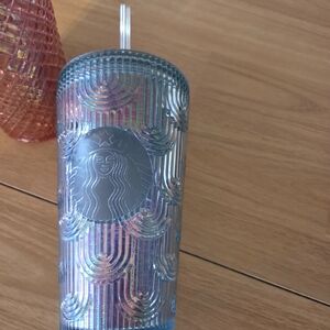 Starbucks 2022 Limited Edition Iridescent Mermaid Scale Tumbler Grande 16 oz